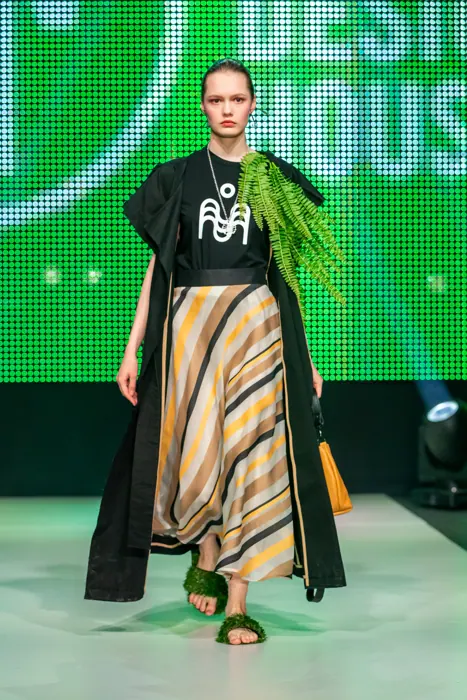 Kuresaar Design, Kevad–Suvi 2020, kaader 5