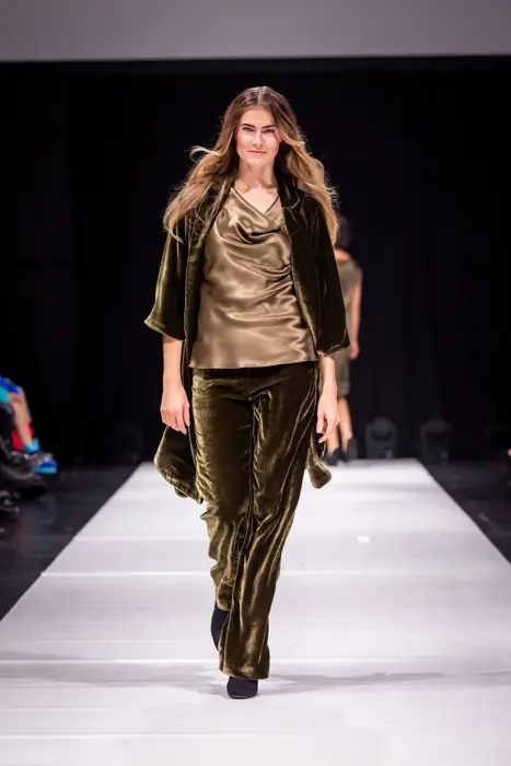 Kuresaar Design, Sügis–Talv 2021/22, kaader 7